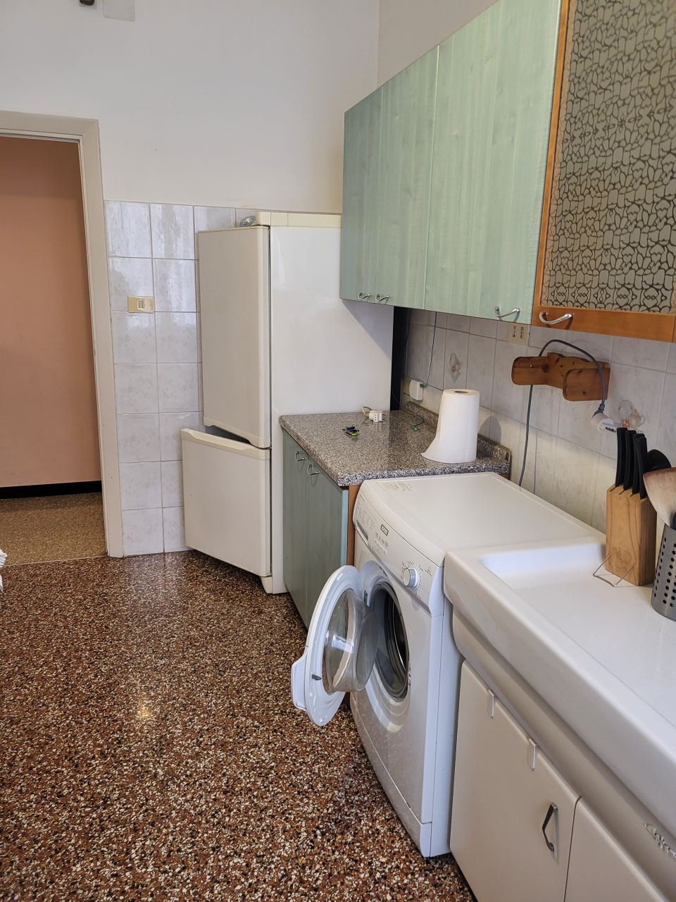Appartamento arredato in affitto in via donghi, Genova
