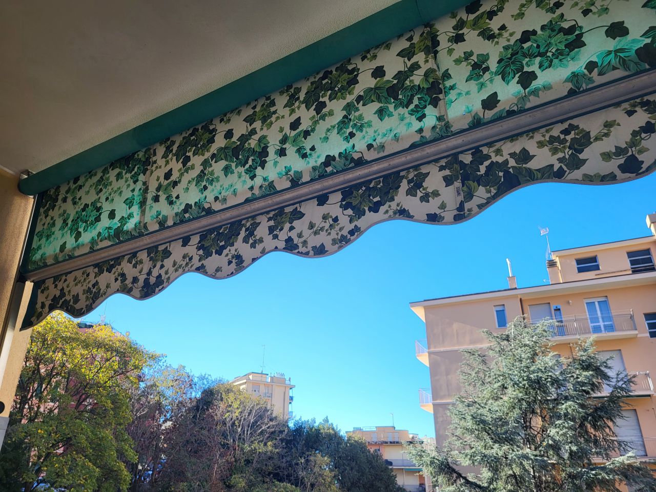 Appartamento arredato in affitto in via donghi, Genova
