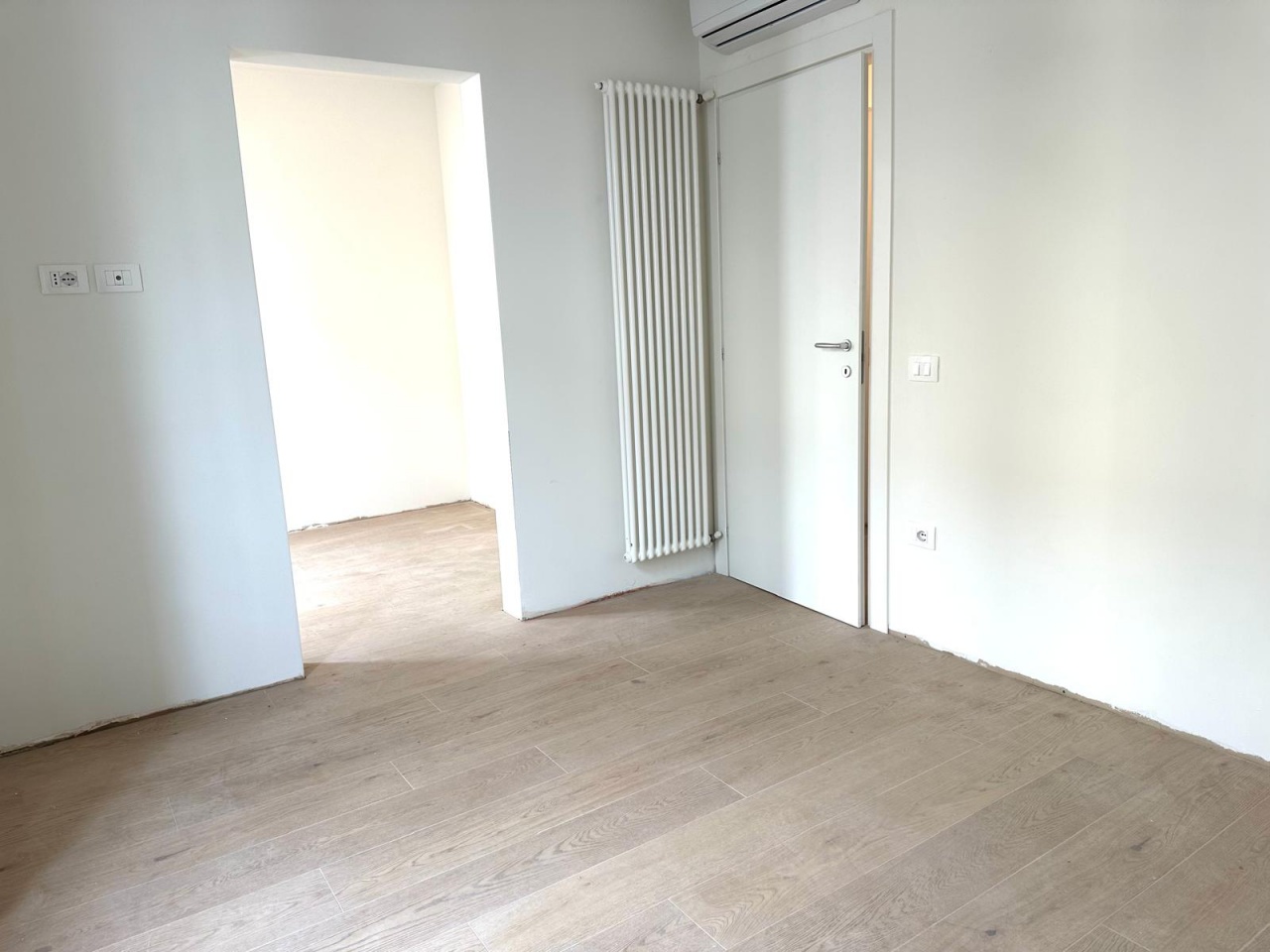 Bilocale con terrazzo in via buozzi, Follonica