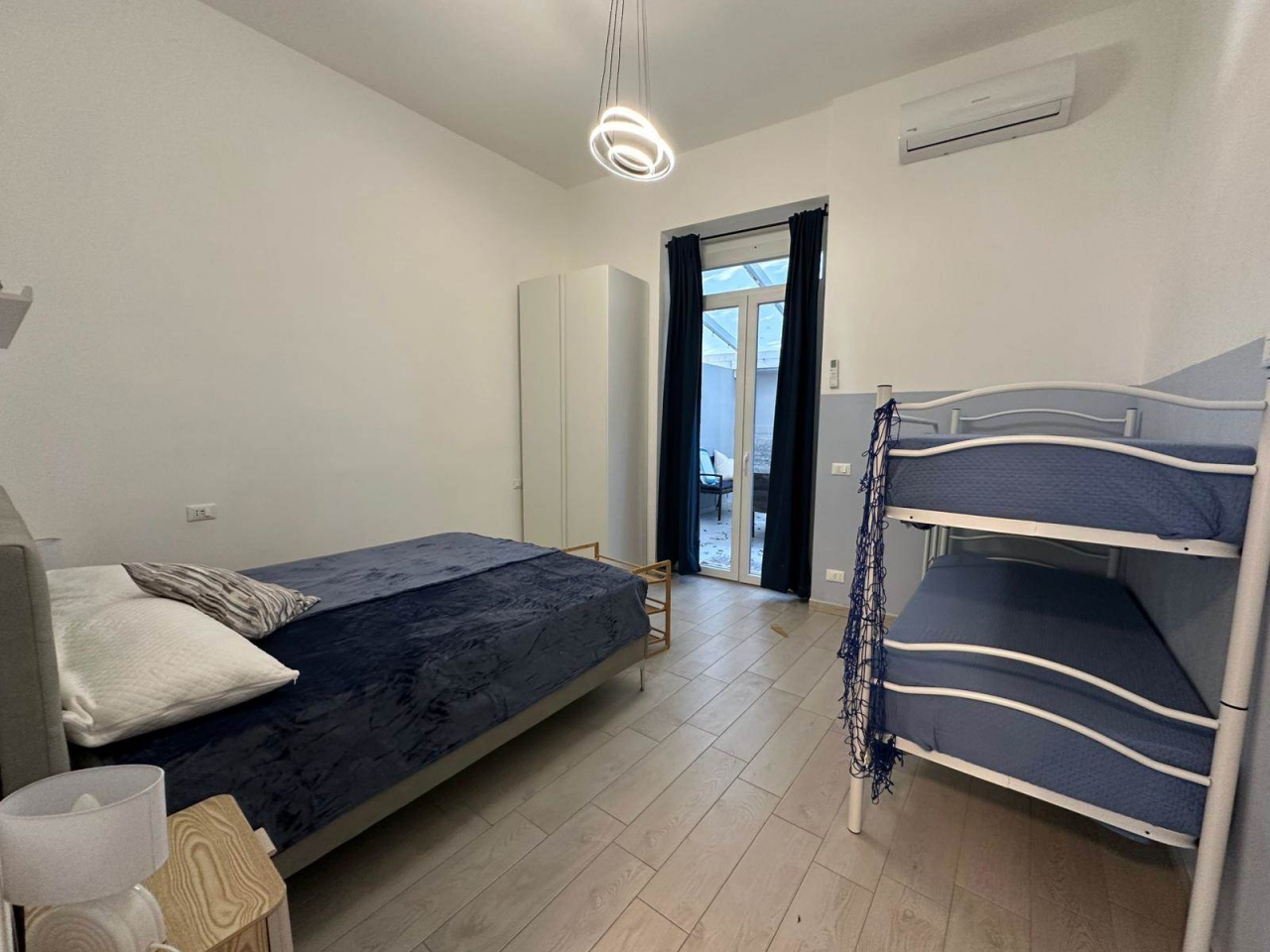 Bilocale con terrazzo in via bovio, Follonica