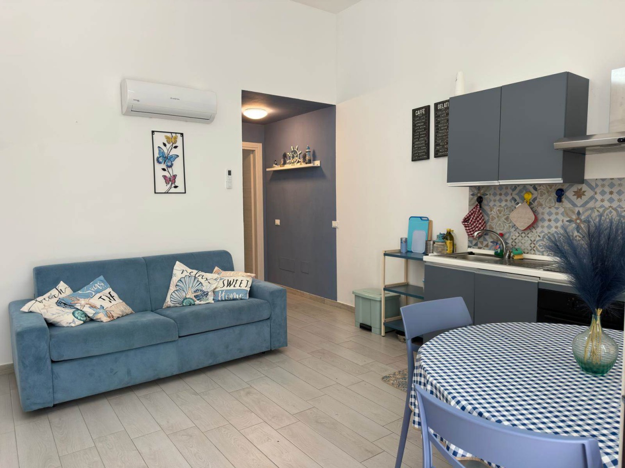 Bilocale con terrazzo in via bovio, Follonica