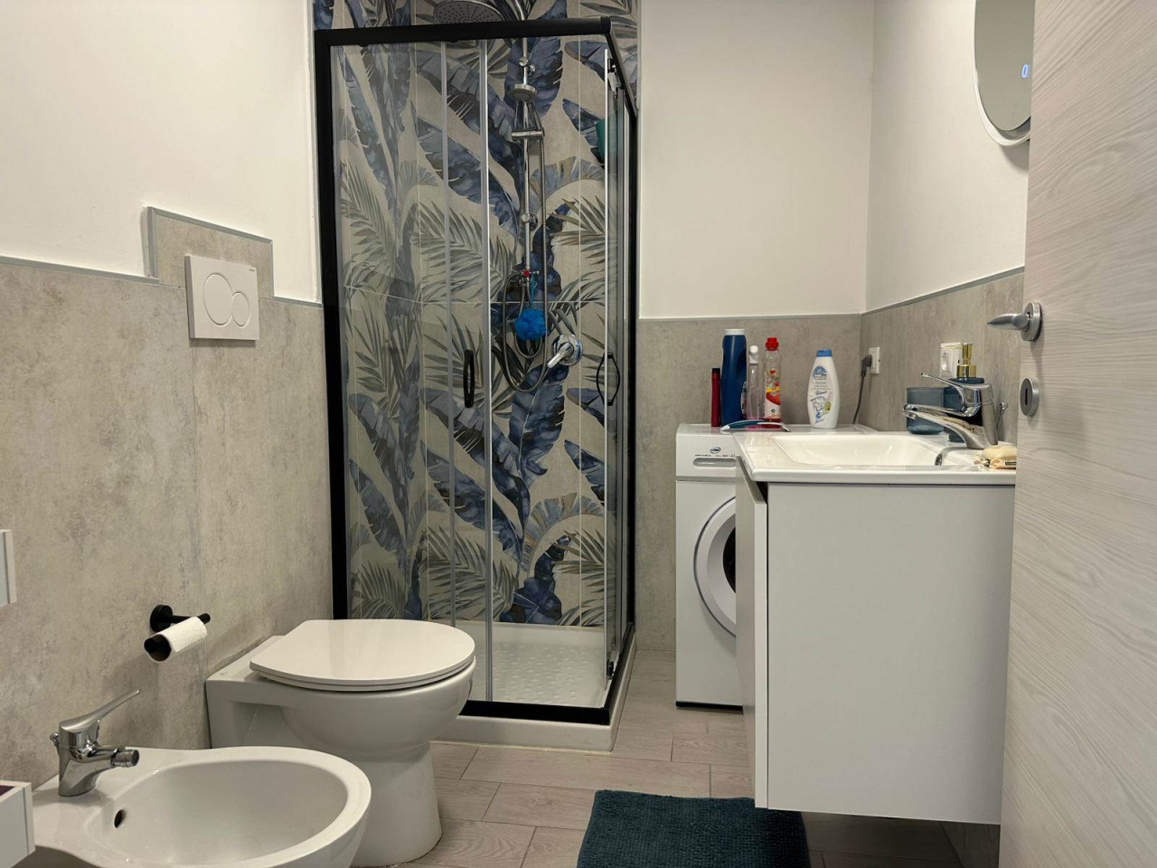 Bilocale con terrazzo in via bovio, Follonica