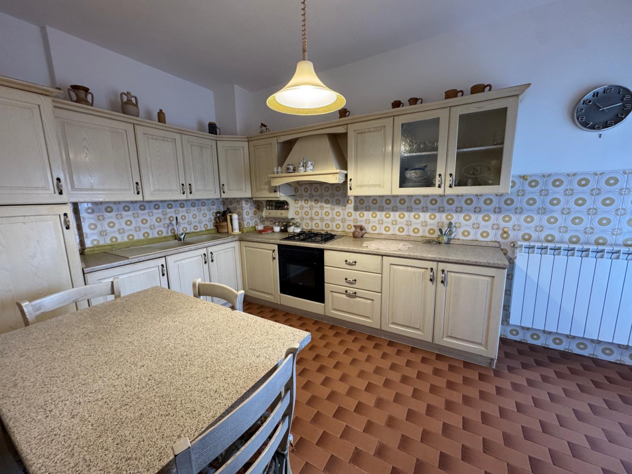 Quadrilocale con terrazzo in via salceta, Follonica