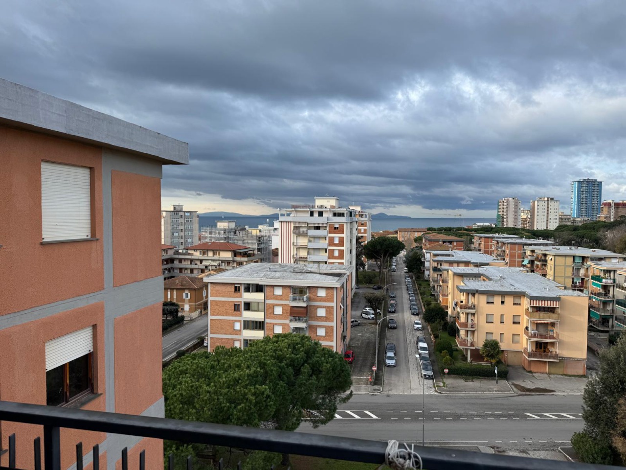 Quadrilocale con terrazzo in via salceta, Follonica
