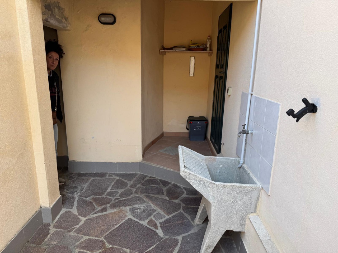 Trilocale con terrazzo in via pisa, Follonica