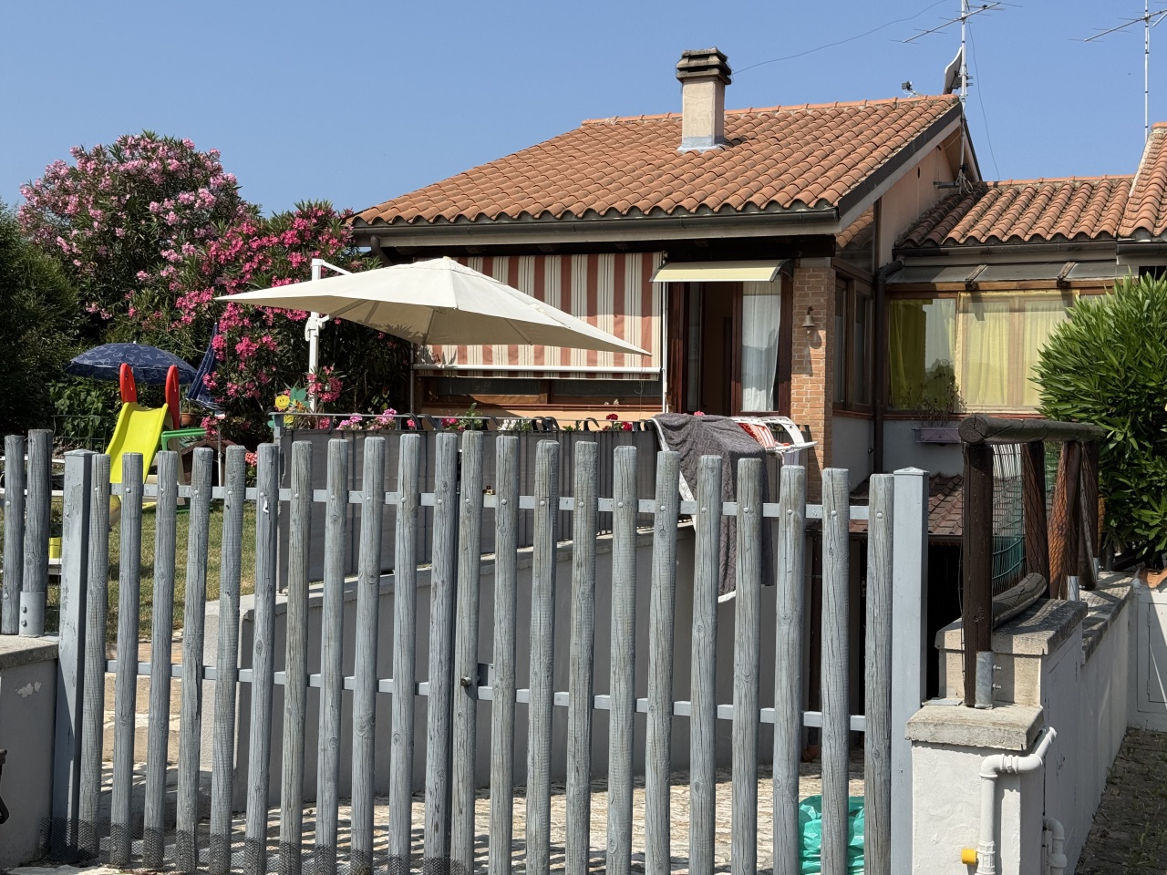 Trilocale con giardino in via falcone, Gavorrano