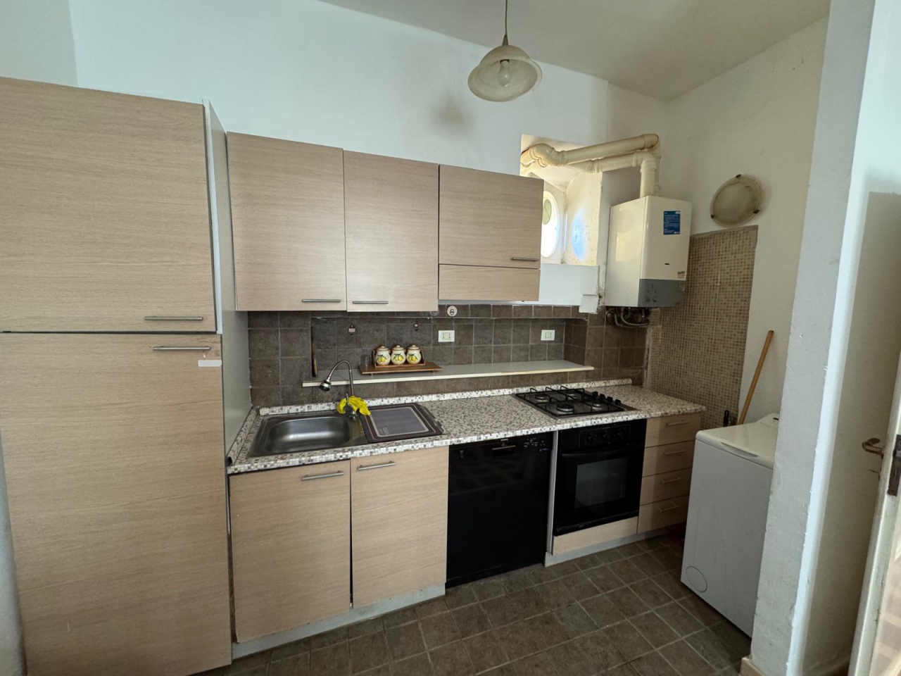 Trilocale in vendita in via litoranea, Follonica