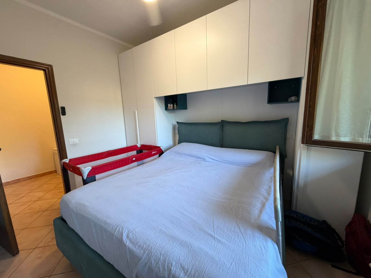 Trilocale con terrazzo in via largo vienna, Follonica