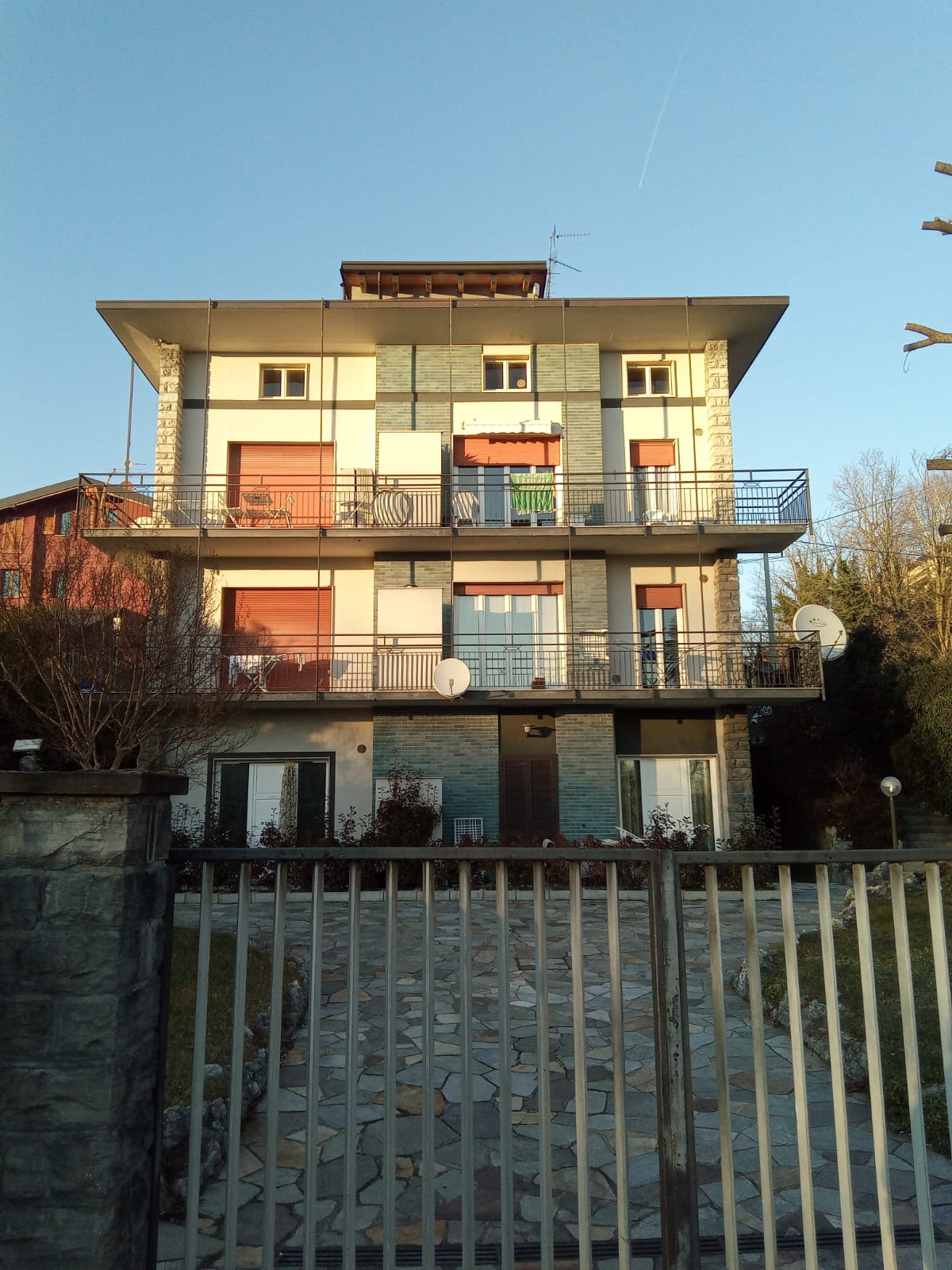 bilocale in affitto a Montano Lucino