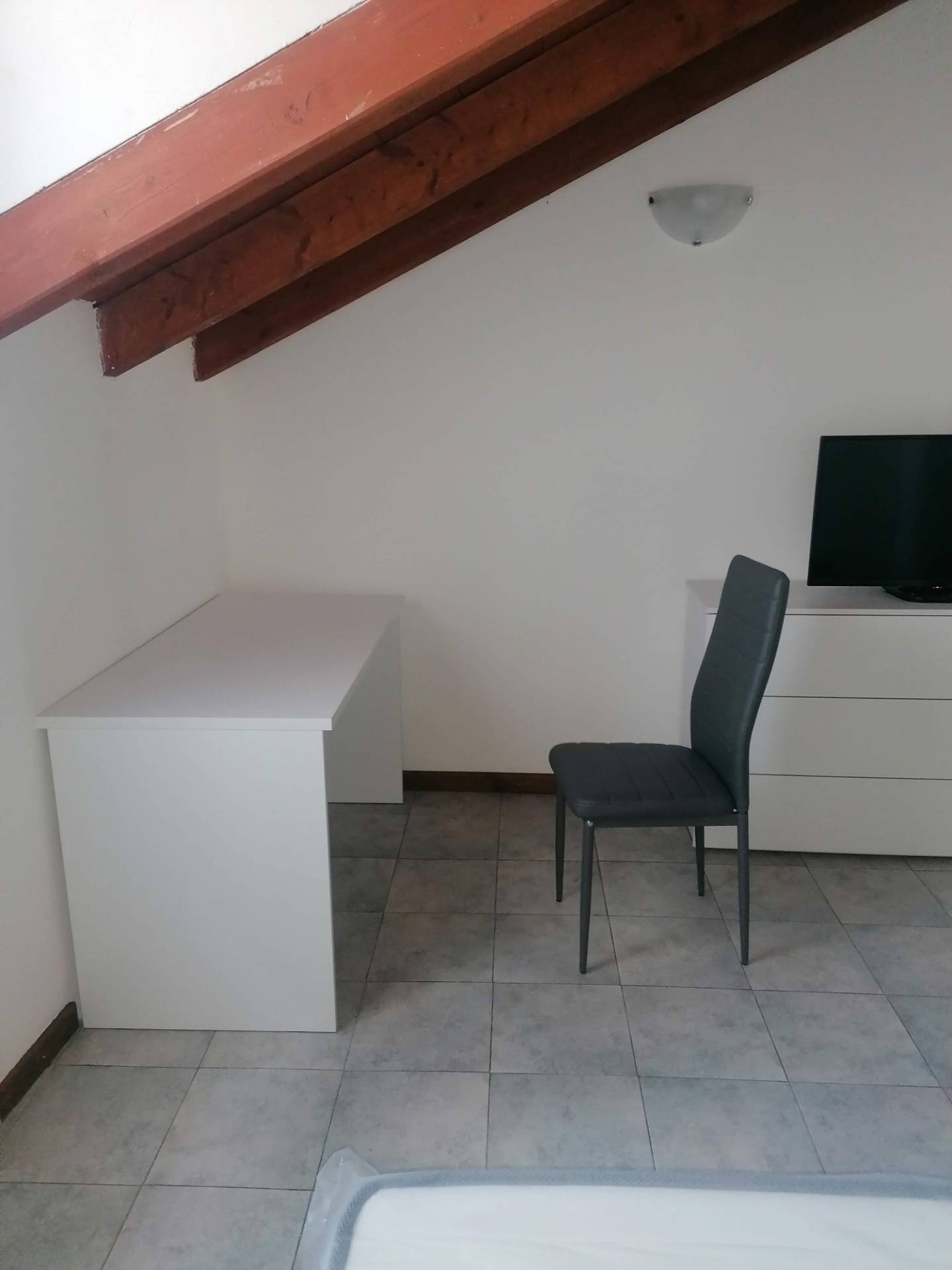 monolocale in affitto a Como