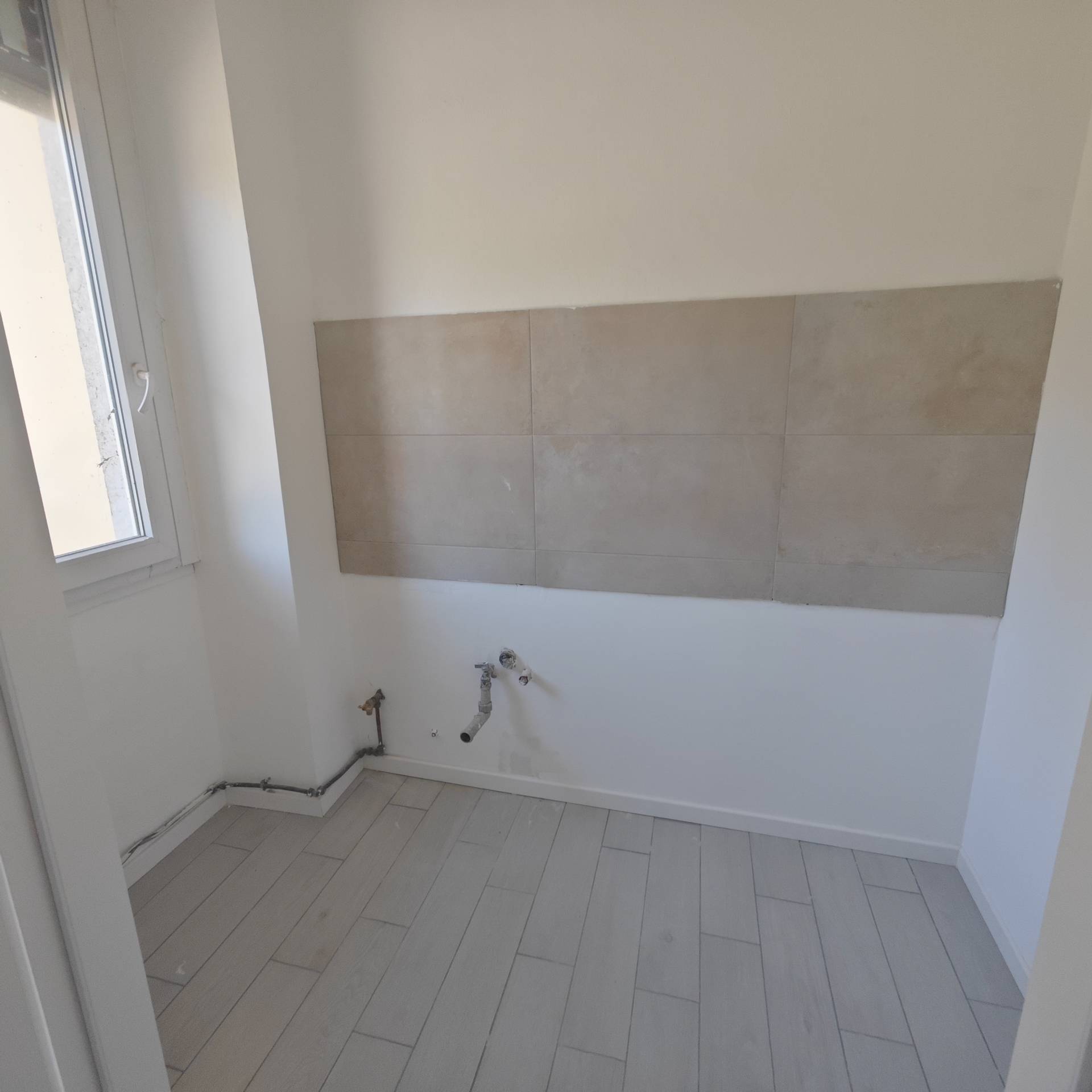 trilocale in affitto a Montano Lucino