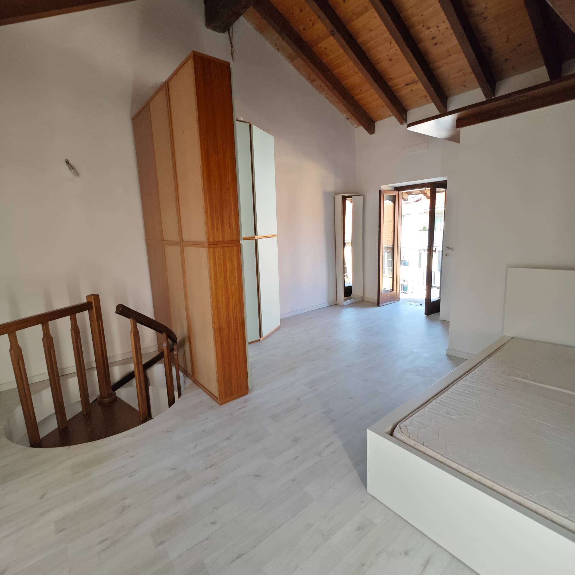 stanza in affitto a Saronno