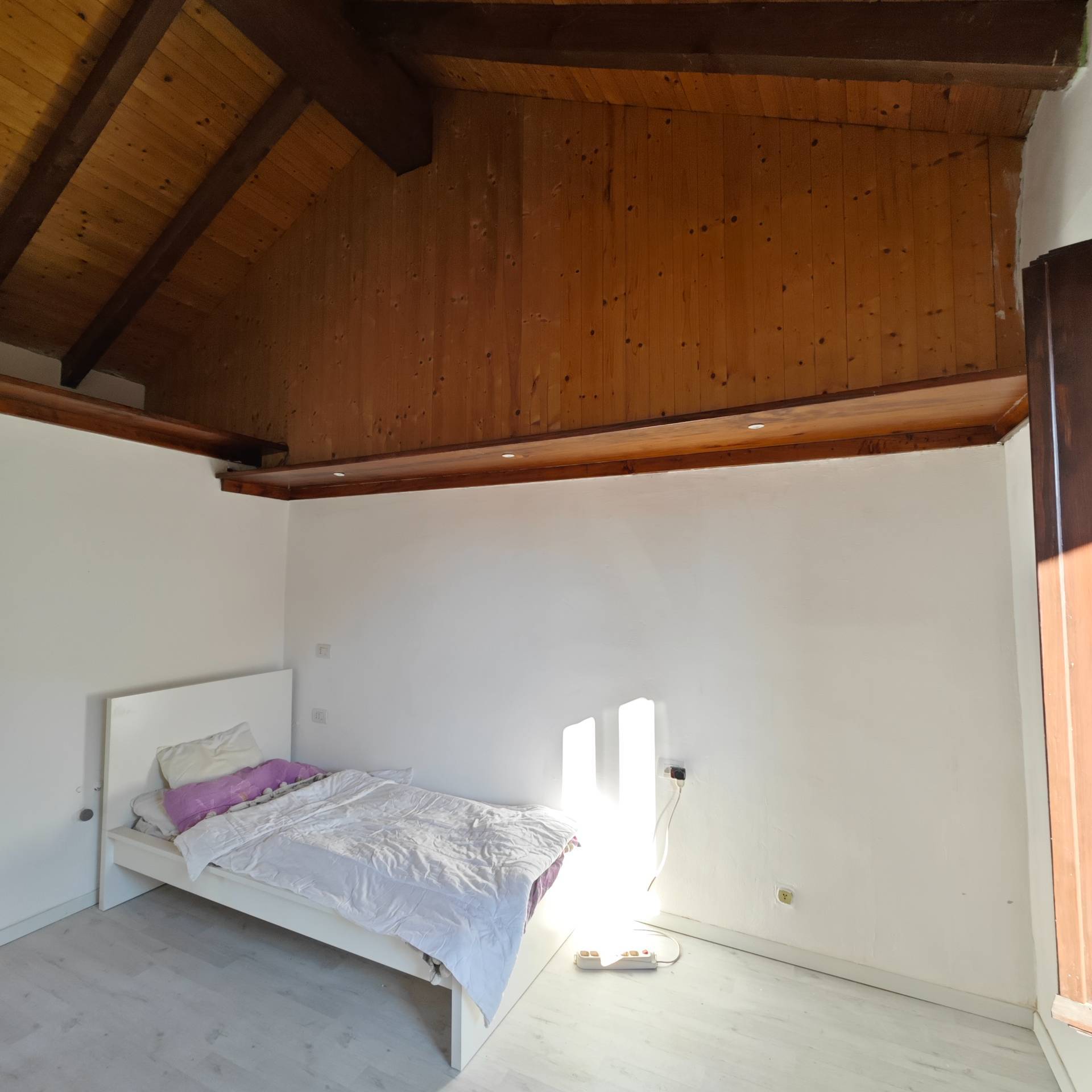 stanza in affitto a Saronno