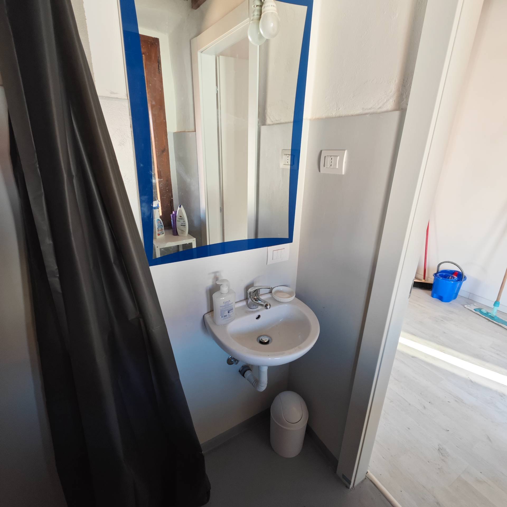 stanza in affitto a Saronno