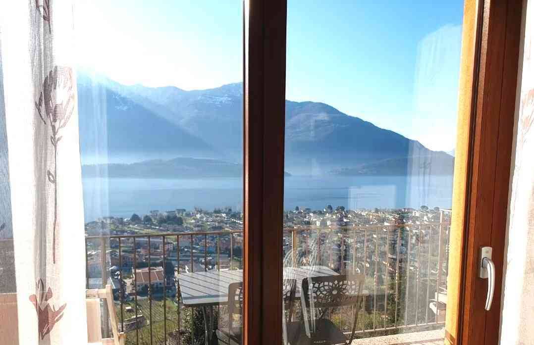 trilocale in affitto a Domaso