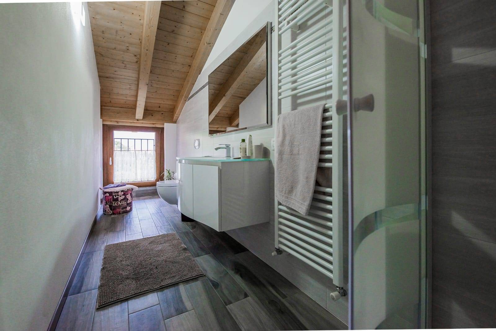 trilocale in affitto a Domaso