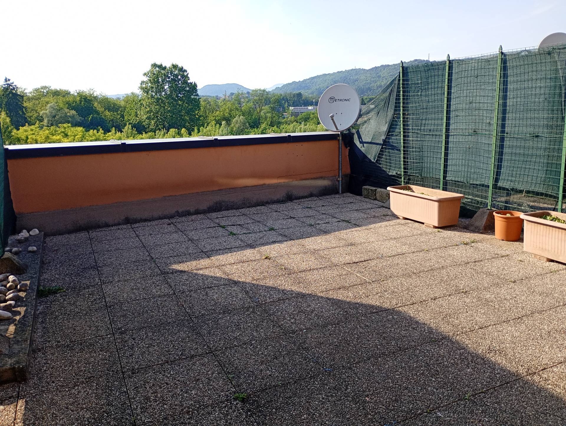 monolocale in affitto a Como