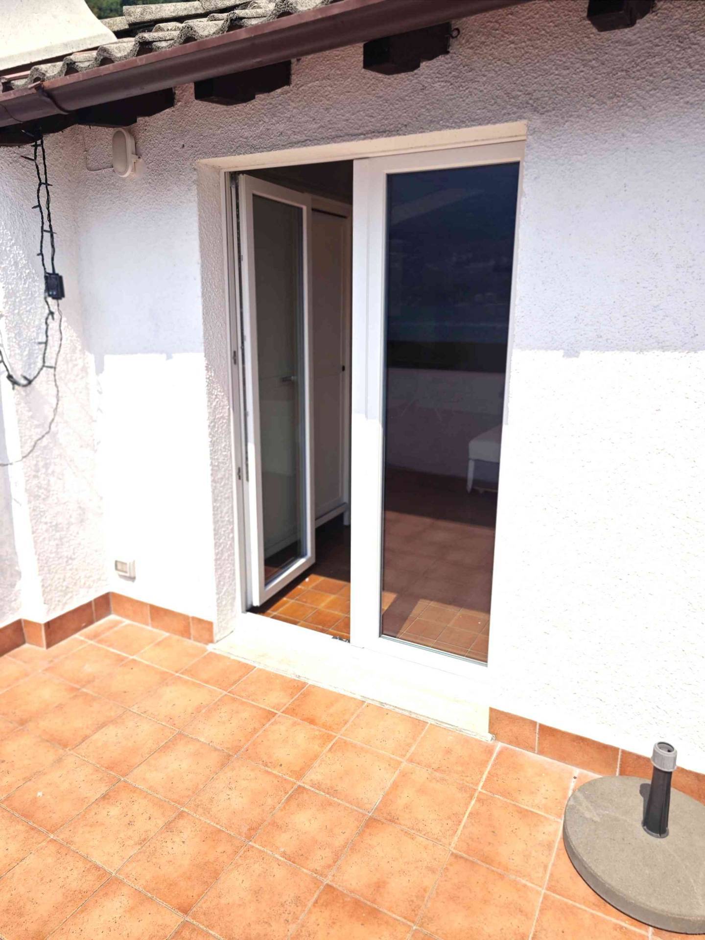 monolocale in affitto a Carate Urio