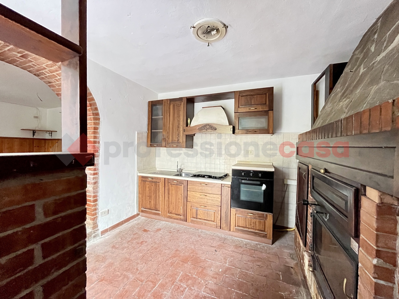 Casa indipendente con giardino a Calci