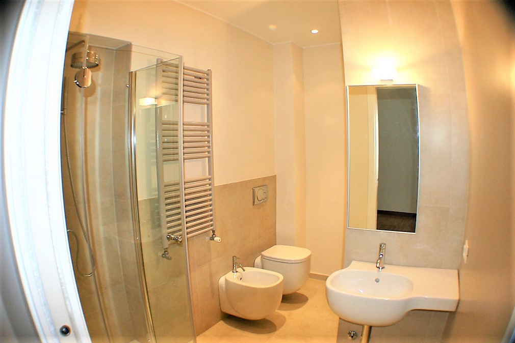 Trilocale ristrutturato in via marghera, Milano