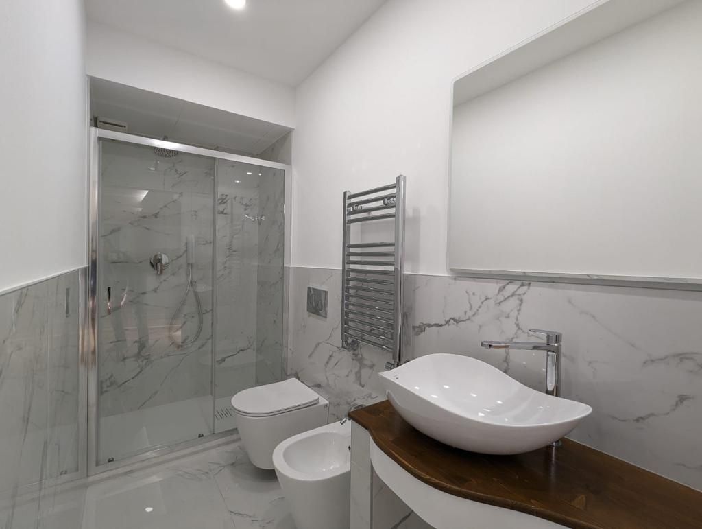 Bilocale in vendita in via washington, Milano