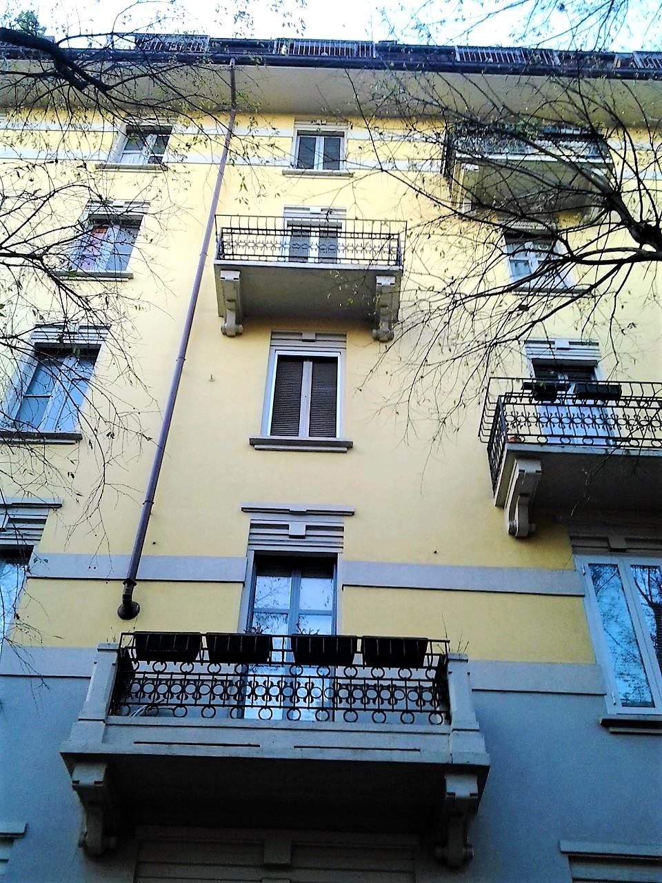 Attico arredato in affitto in via principe eugenio, Milano