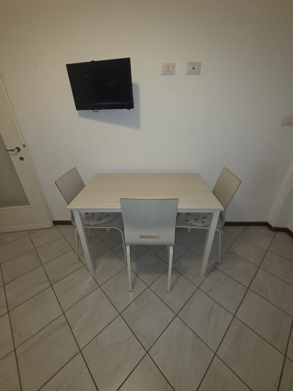 Bilocale in vendita in via metauro, Milano