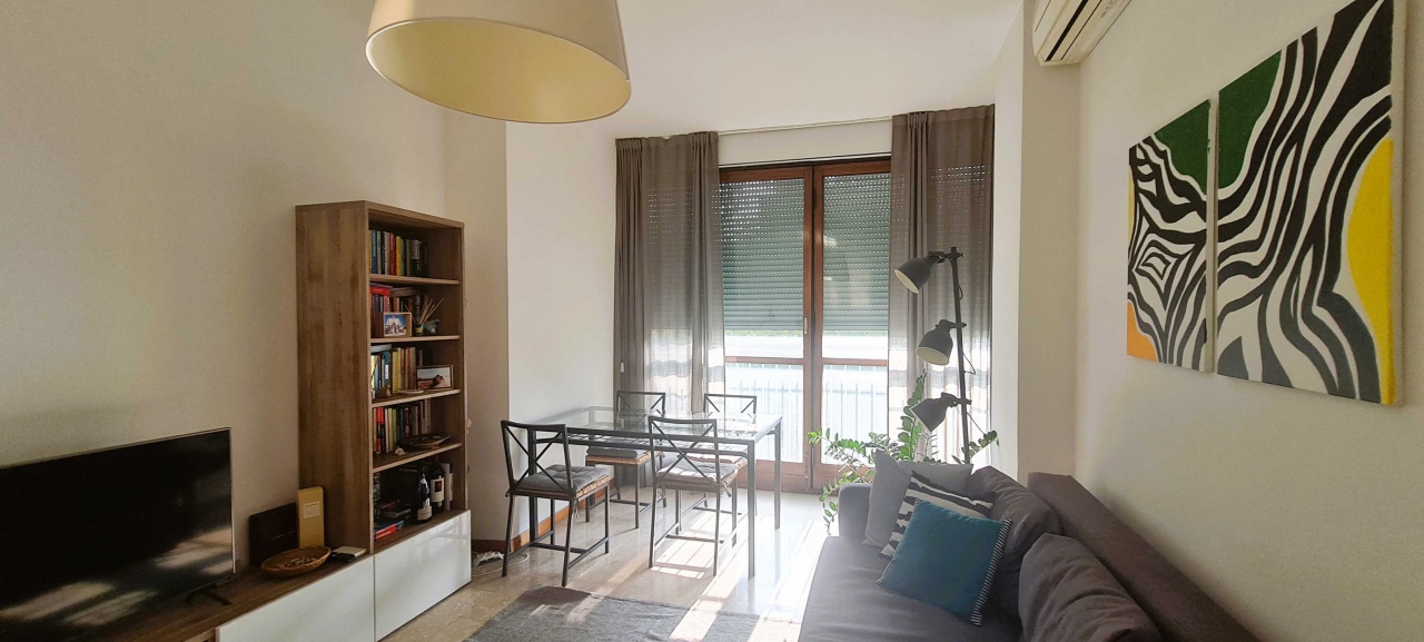 Bilocale arredato in affitto in corso sempione, Milano