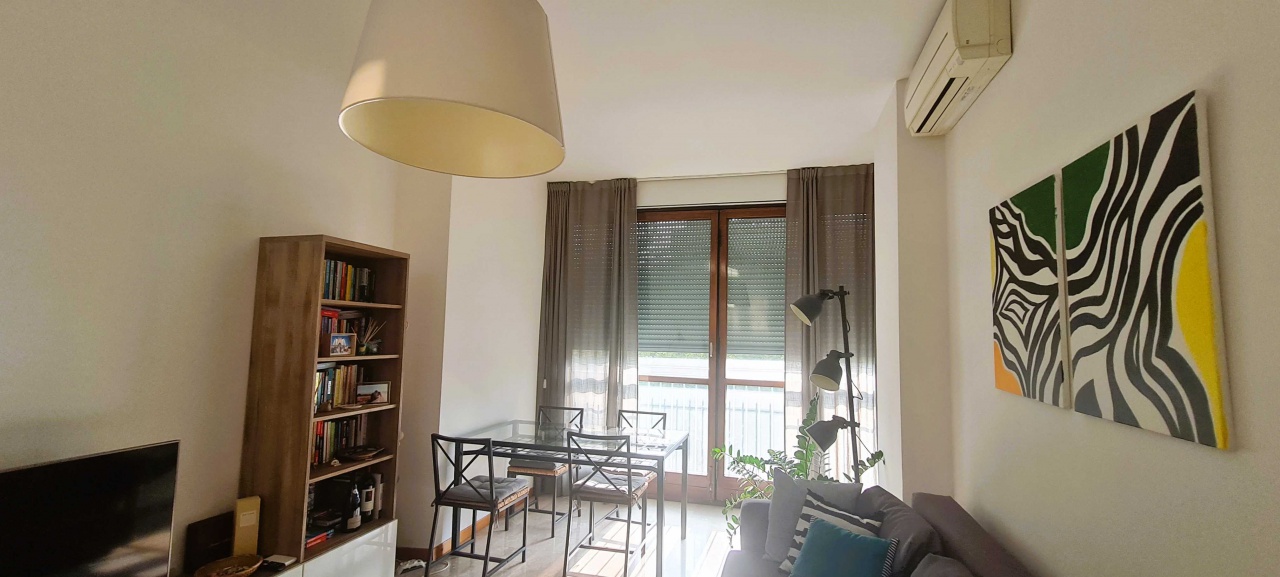 Bilocale arredato in affitto in corso sempione, Milano