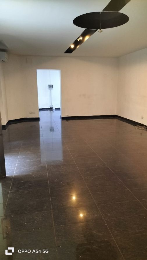 Ufficio ristrutturato a Milano