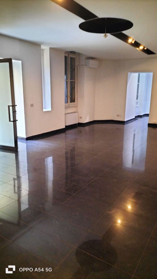 Ufficio ristrutturato a Milano