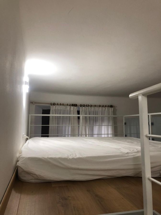 Monolocale arredato in affitto in via rubens, Milano