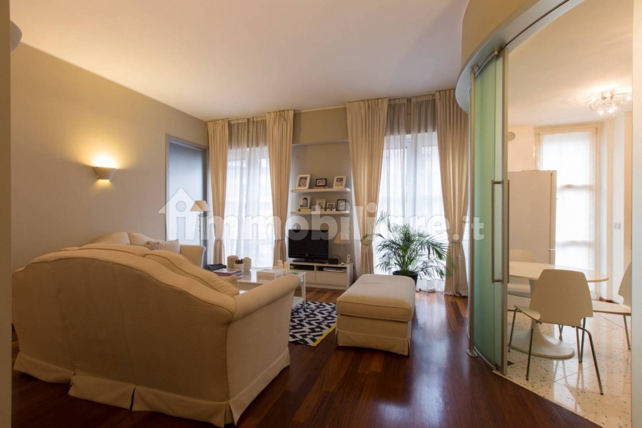 Trilocale in vendita in viale murillo, Milano
