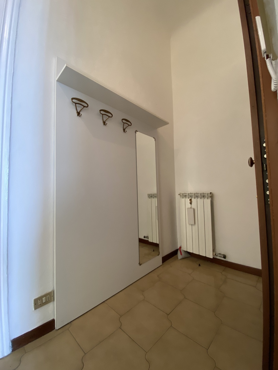 Bilocale arredato in affitto in via francesco brioschi, Milano