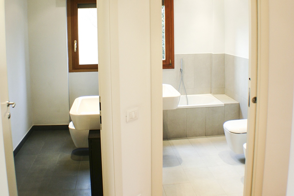 Trilocale ristrutturato in via caprilli, Milano