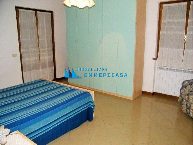 Quadrilocale arredato in affitto, Montignoso cinquale