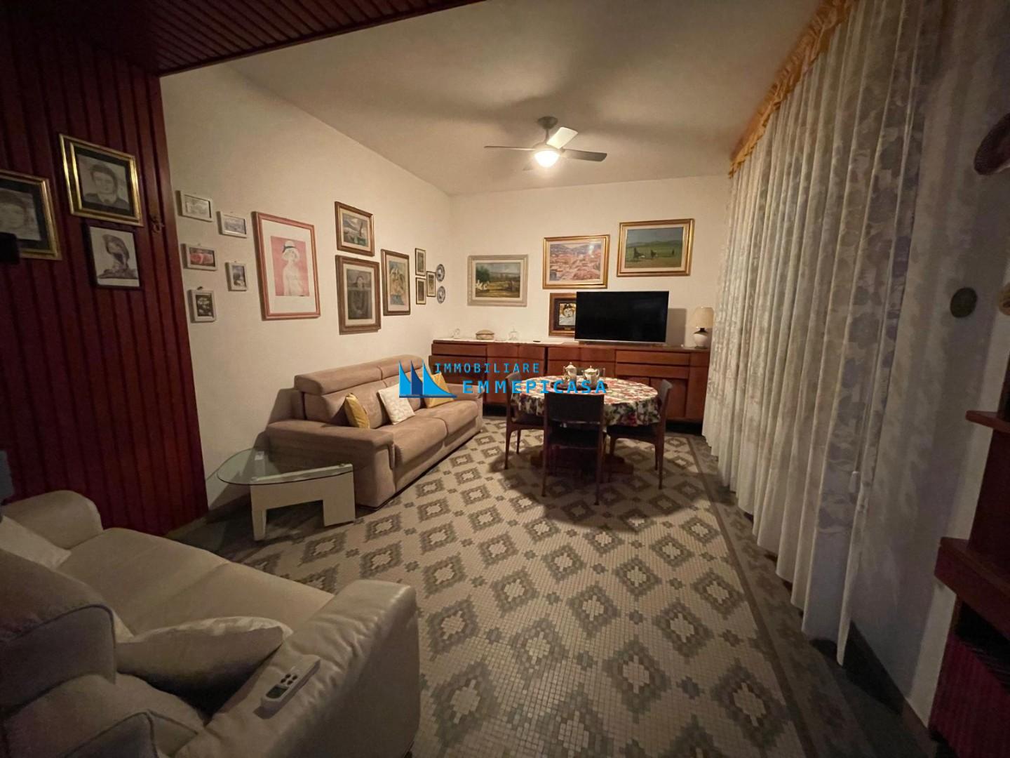 Villa Bifamiliare arredata in affitto, Montignoso cinquale