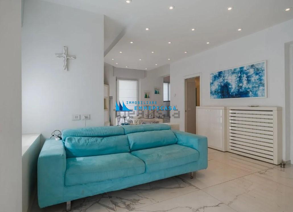 Villa Trifamiliari in vendita, Montignoso cinquale