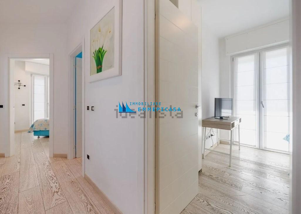 Villa Trifamiliari in vendita, Montignoso cinquale