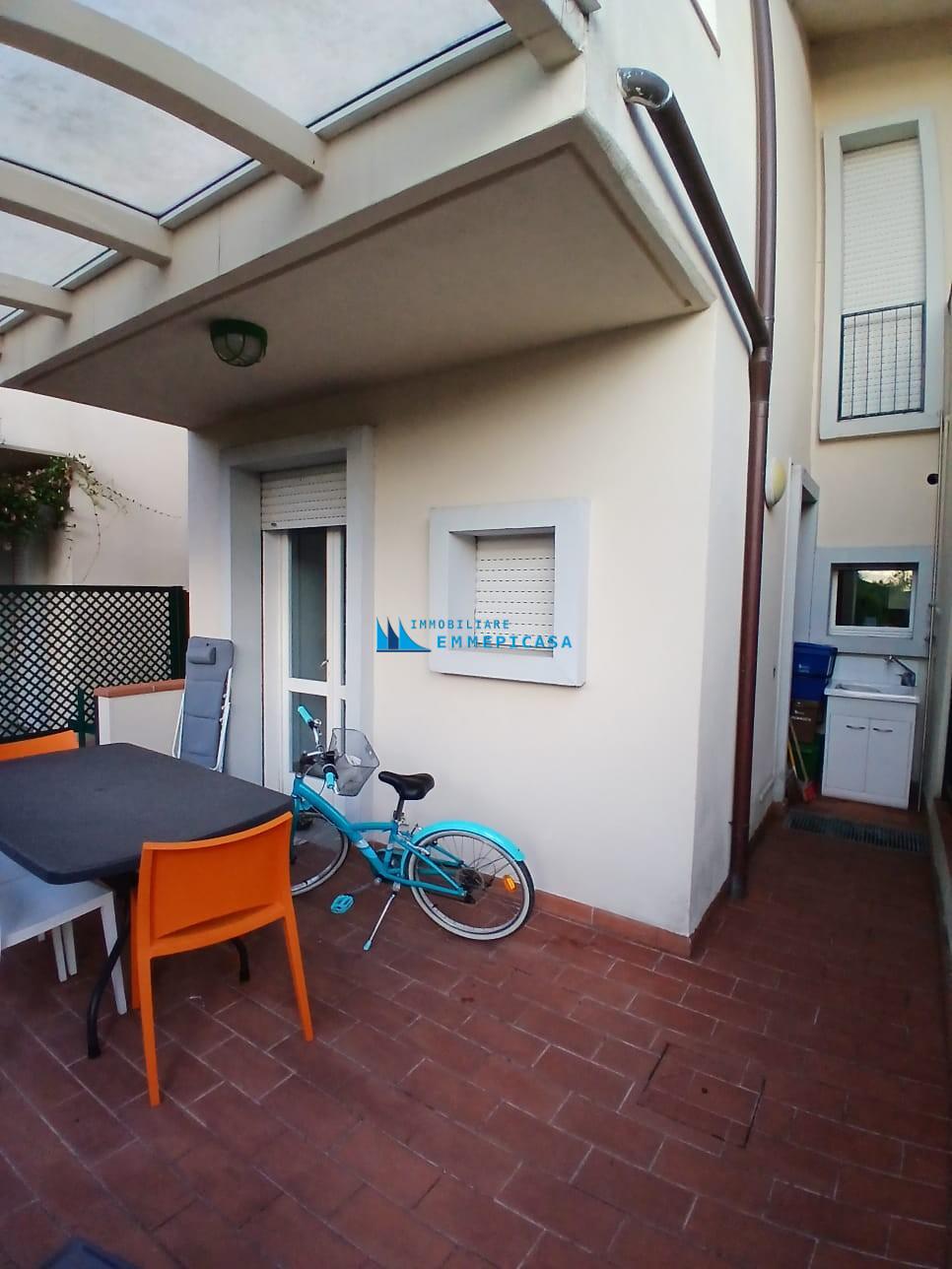 Villa ristrutturata, Massa ronchi