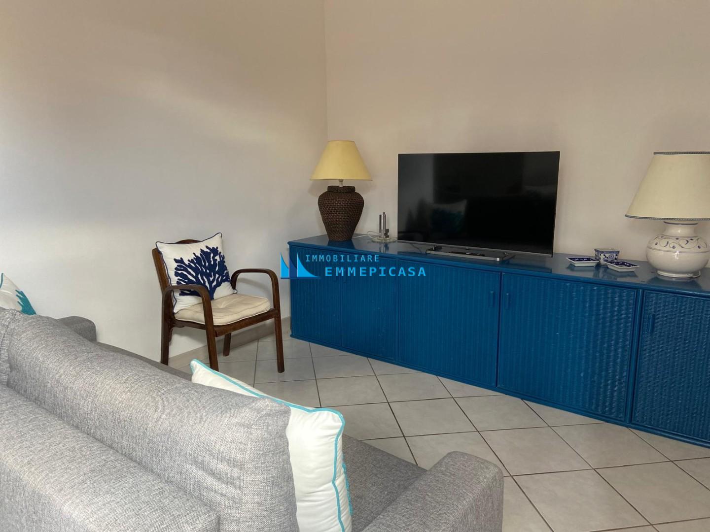 Villa arredata in affitto, Montignoso cinquale