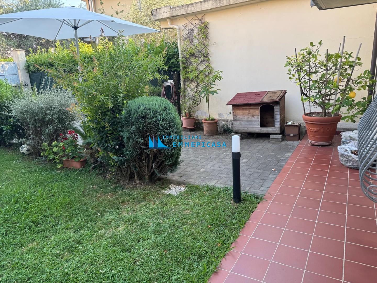 Casa indipendente con giardino, Massa turano
