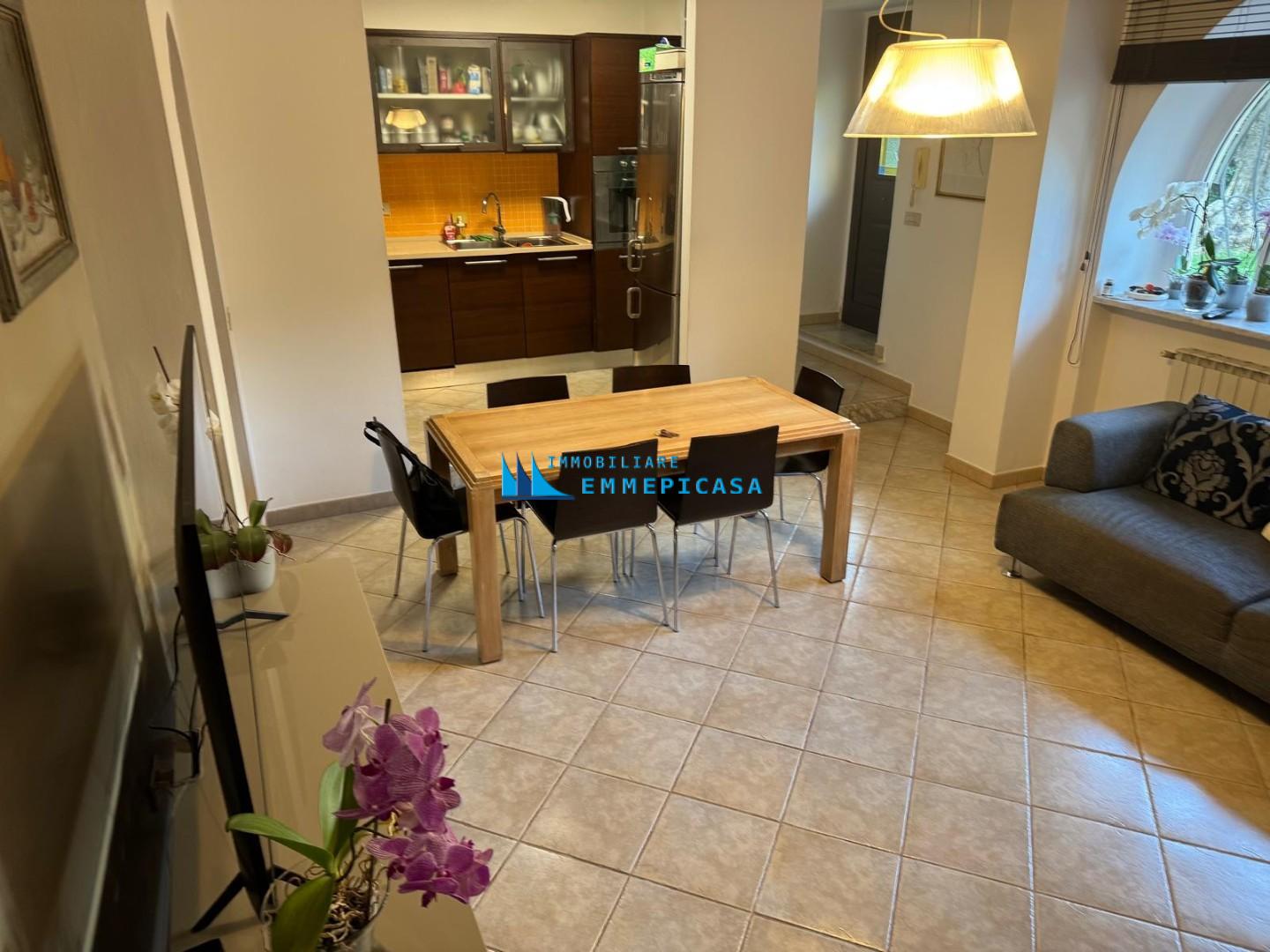 Casa indipendente con giardino, Massa turano