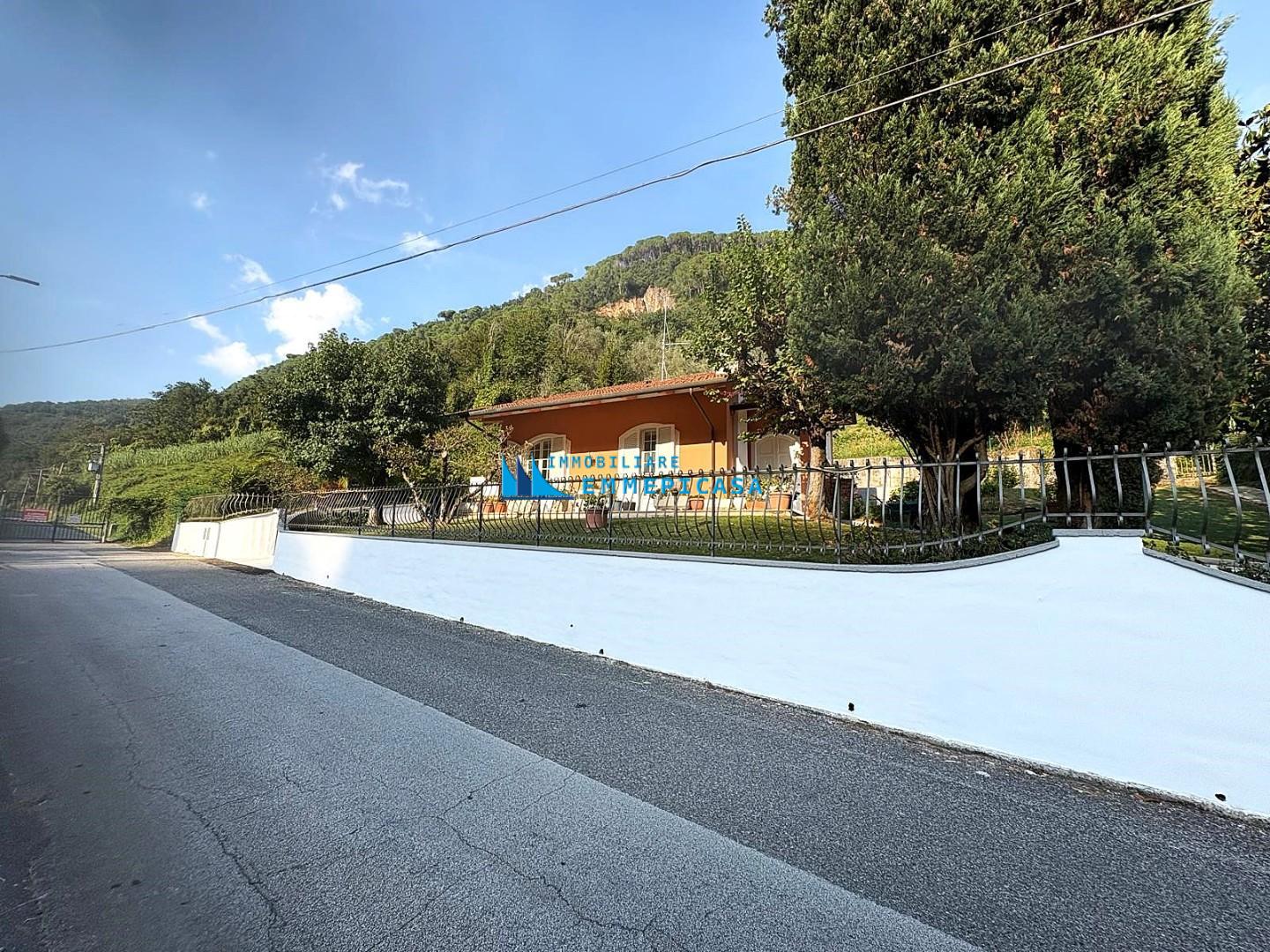 Casa indipendente con giardino, Massa mirteto