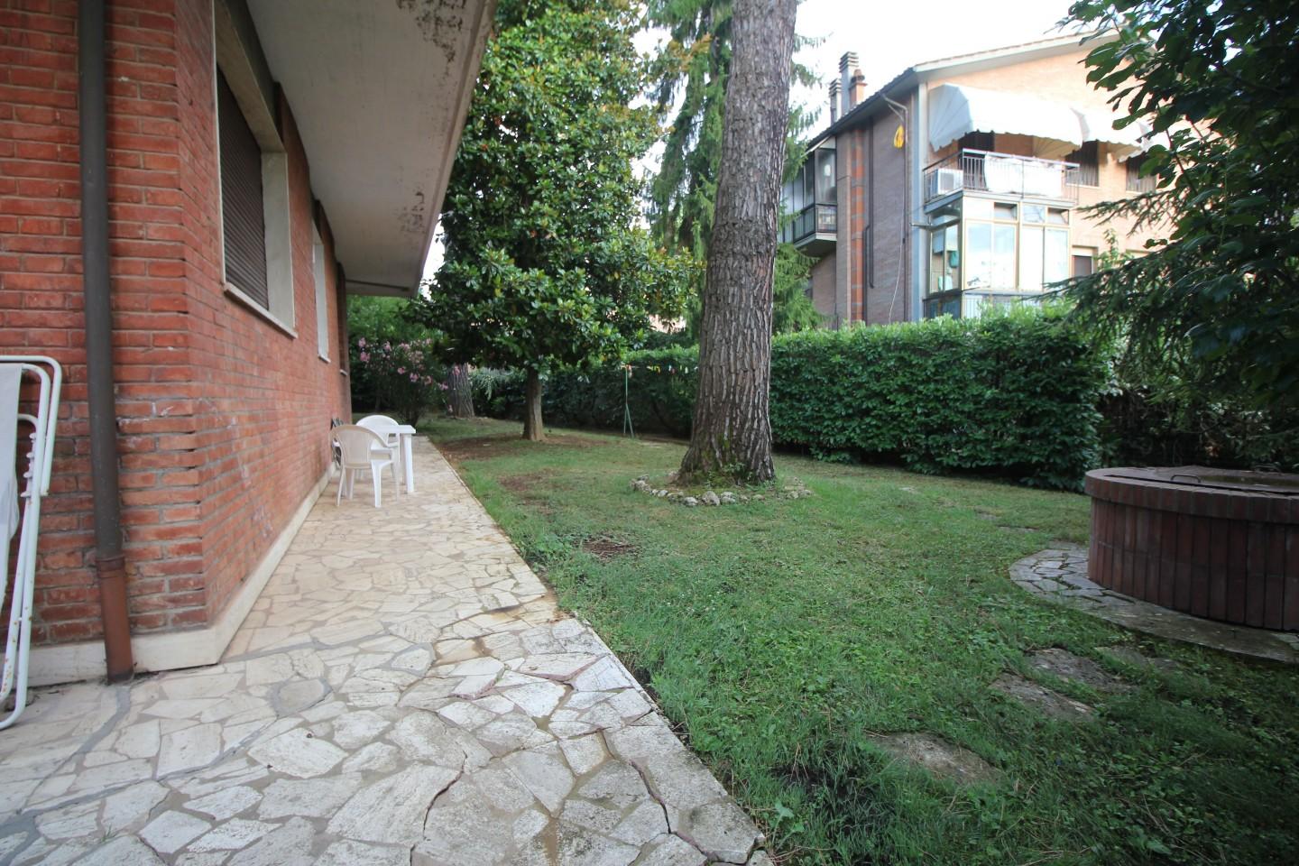 Appartamento con giardino, Siena scacciapensieri
