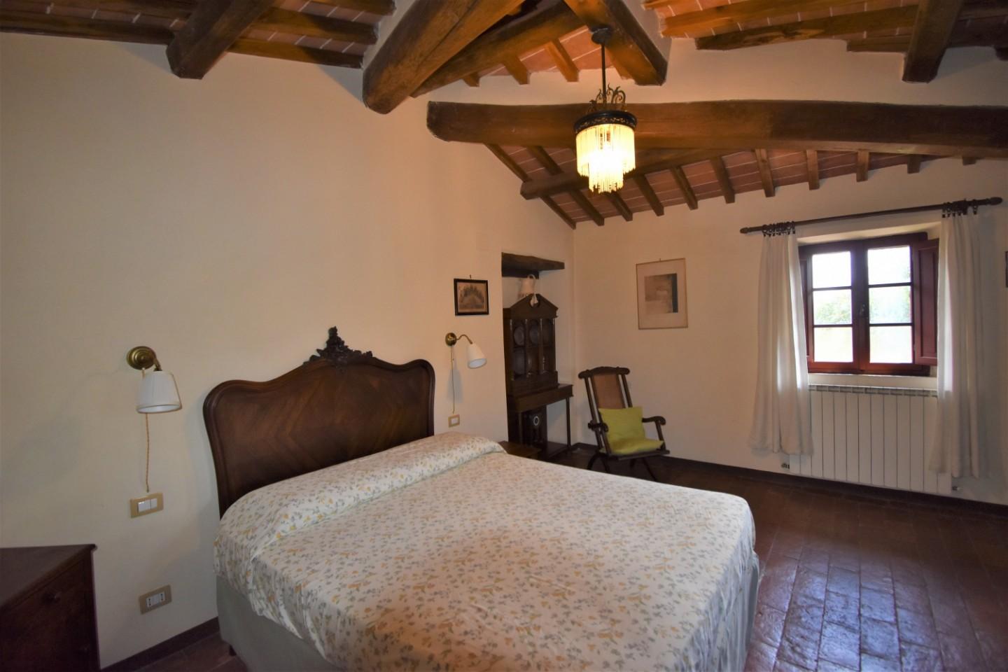 Trilocale arredato in affitto, Monteriggioni basciano