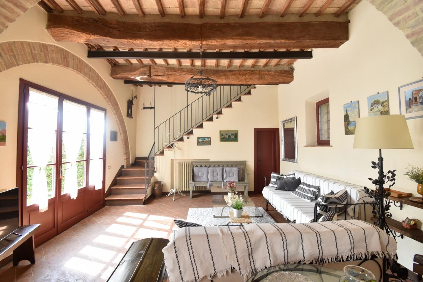 Appartamento arredato in affitto, Monteriggioni basciano