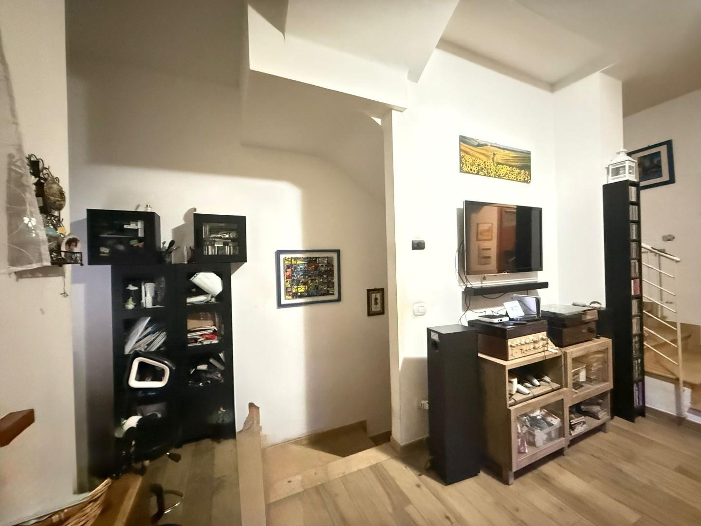 Casa indipendente con giardino, Monteriggioni uopini