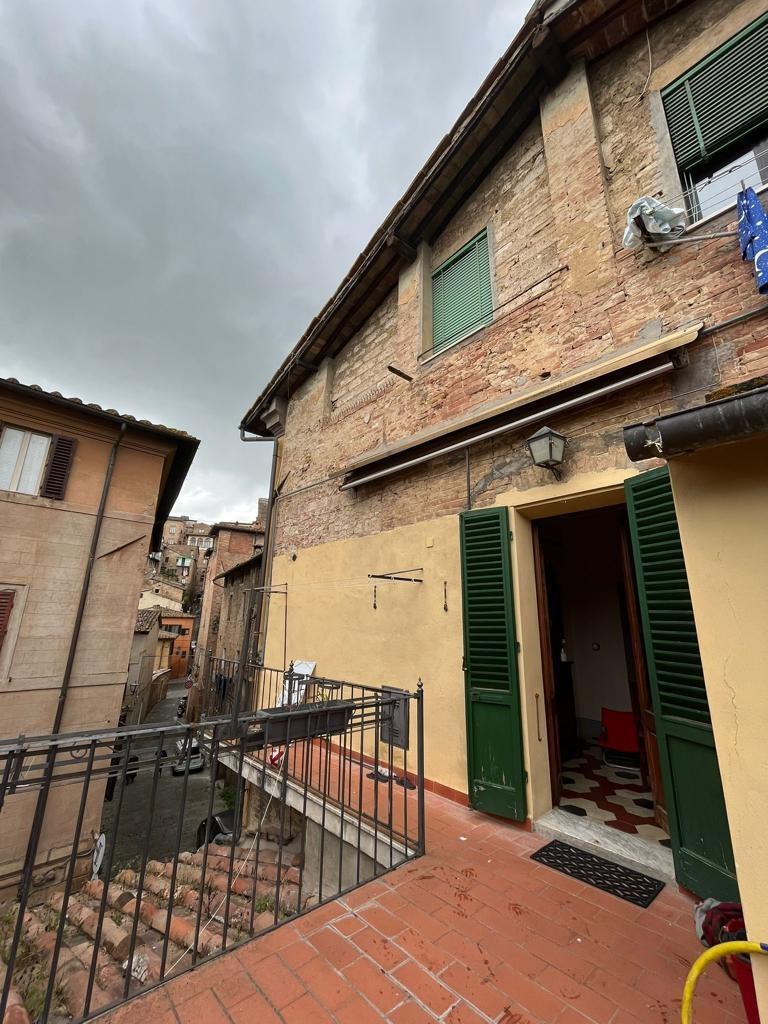 Appartamento arredato in affitto a Siena