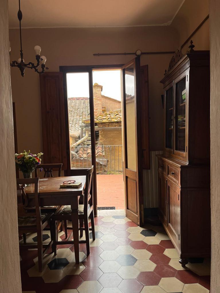Appartamento arredato in affitto a Siena